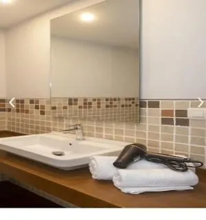 1 Matrimonial Con Terraza Acristalada * 塔皮亚德卡萨列戈